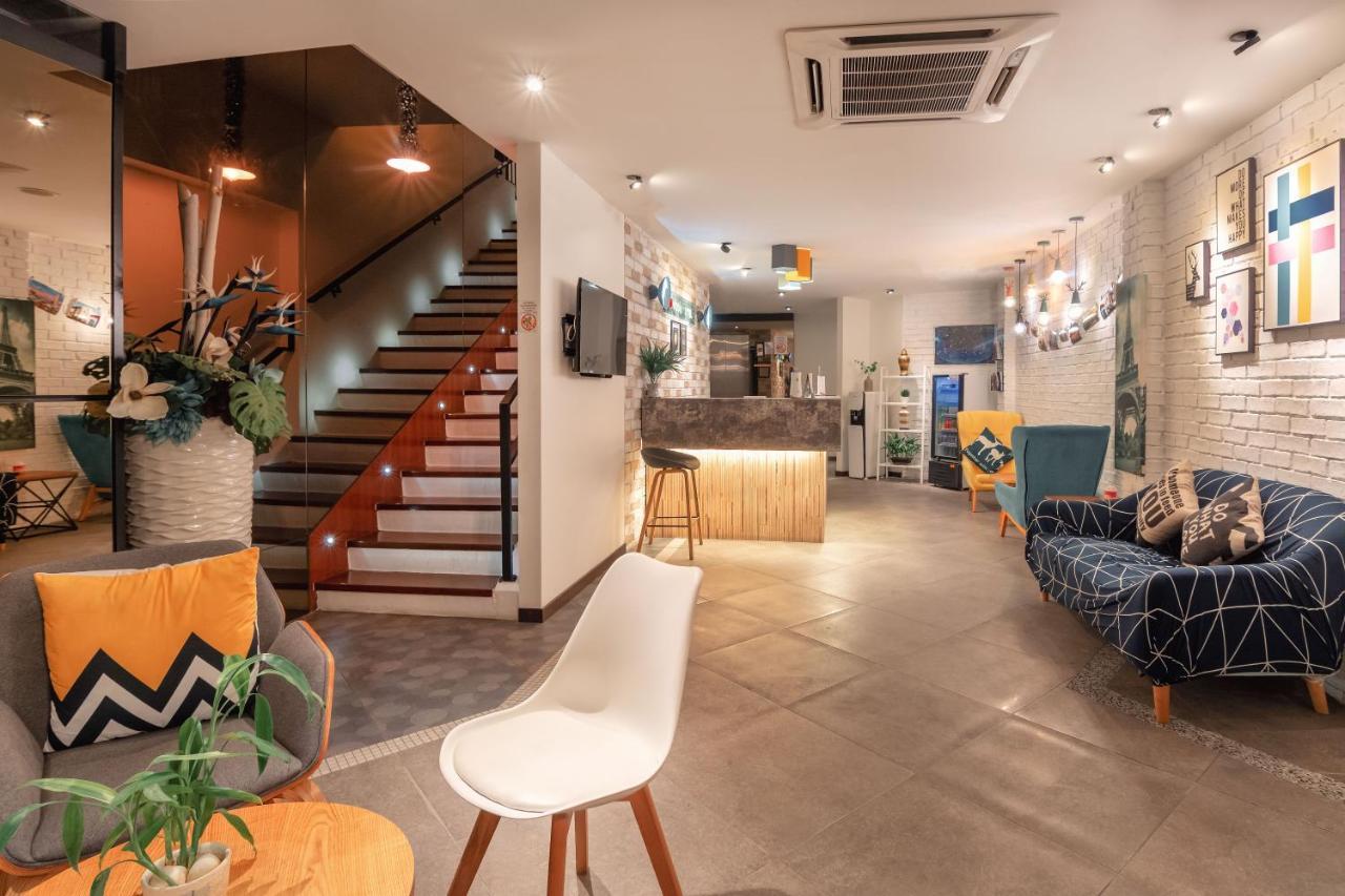 Apple 1 Hotel Times Square George Town Esterno foto