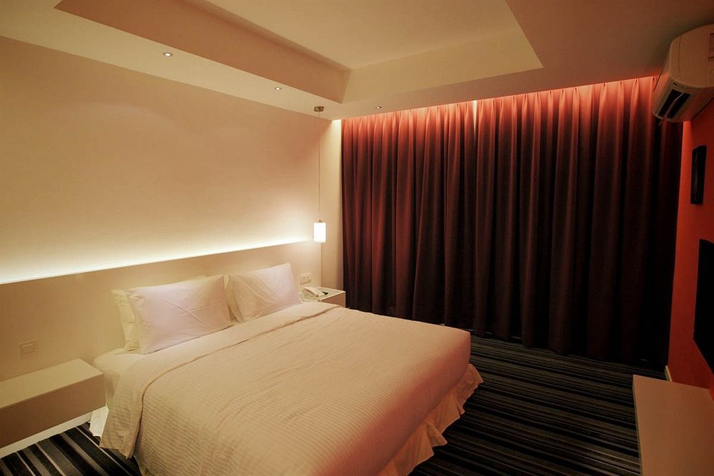 Apple 1 Hotel Times Square George Town Esterno foto